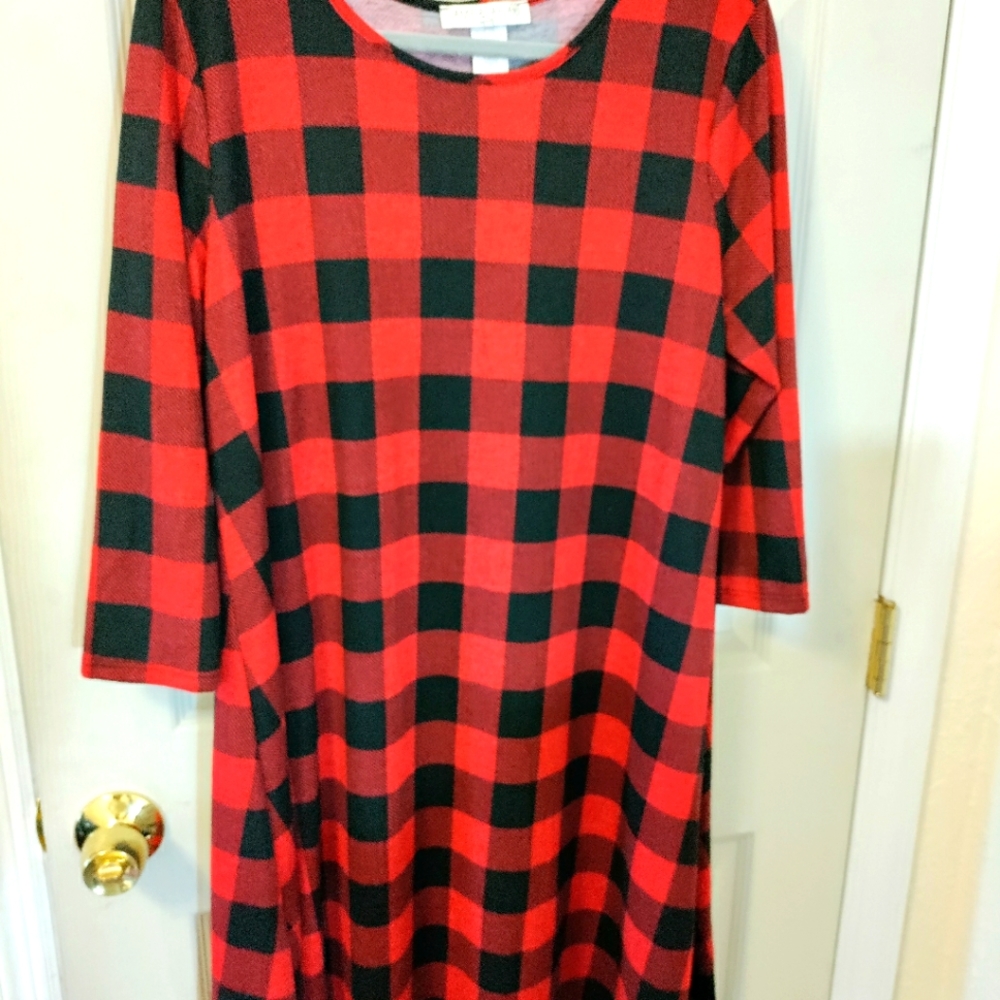 Jamie&Layla black and red plaid dress👗